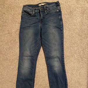 Athleta size 4 - stretchy jeans Sculptek - skinny legs